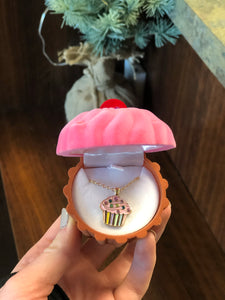 Kid’s Cupcake Necklace