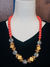 Load image into Gallery viewer, Chinoiserie Classic Bead Necklace